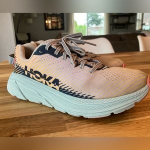 Womens Hoka Rincon 2 size 7